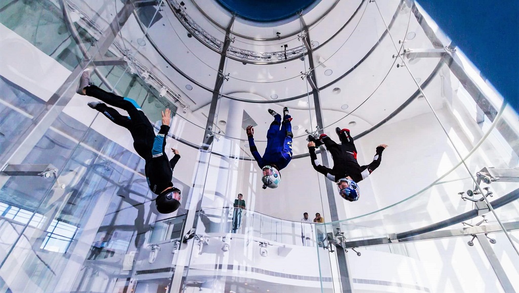 What is a Vertical Wind Tunnel Indoor Skydiving World