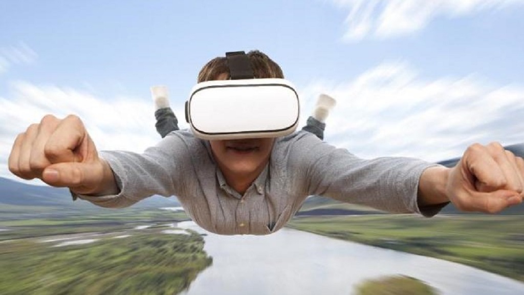 indoor-skydiving-virtual-reality