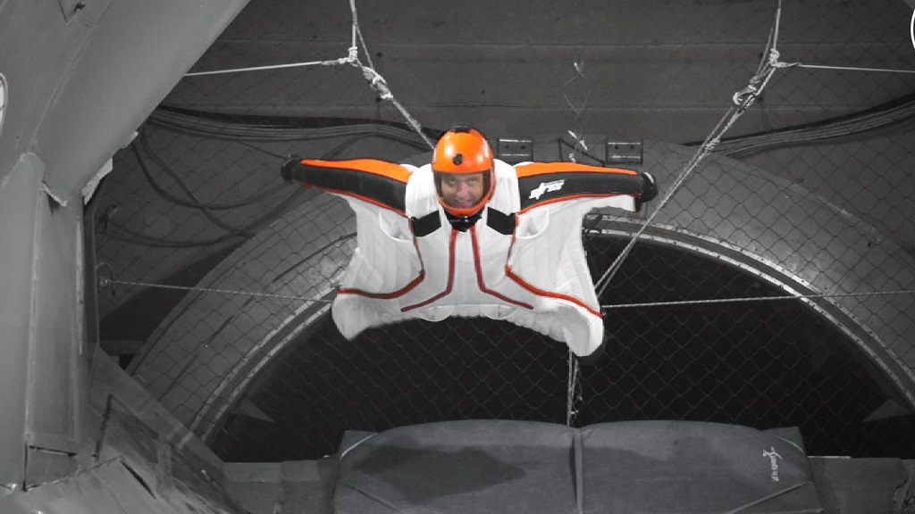 indoor-wingsuit-flying-stockholm