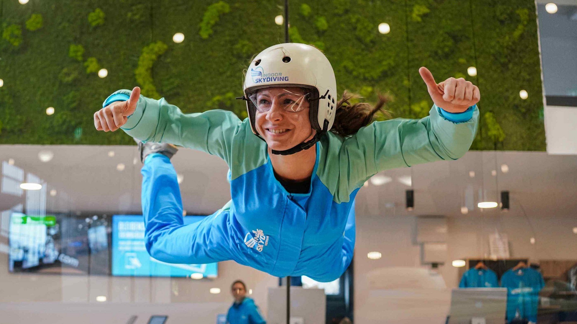 Indoor skydiving in Cologne